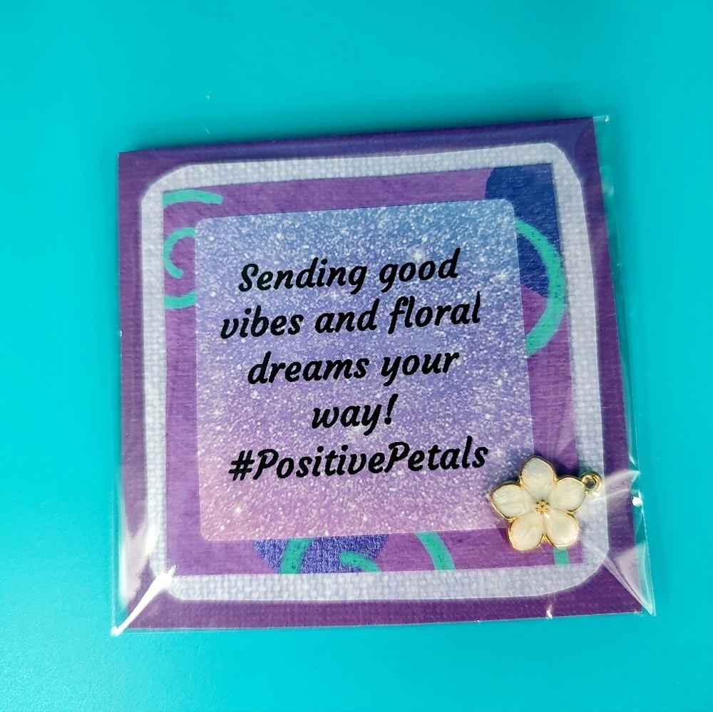 Handmade Inspirational Quotes with Charm! Nursing Home Crafts! Flower Vibes